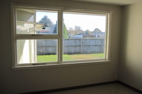 Photo of property in 39 Skerten Avenue, Hornby, Christchurch, 8042