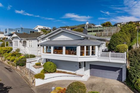 Photo of property in 18 Sealy Road, Bluff Hill, Napier, 4110