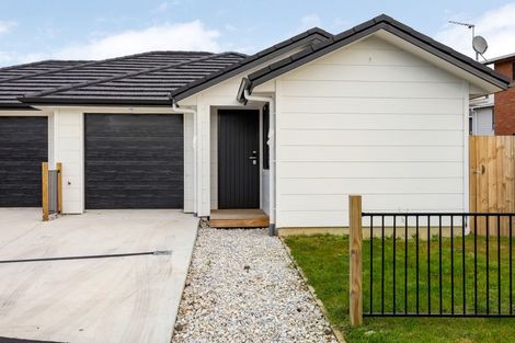Photo of property in 32u1 Ross Crescent, Fairfield, Hamilton, 3214