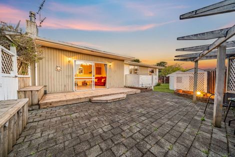 Photo of property in 20 Haylock Grove, Totara Park, Upper Hutt, 5018