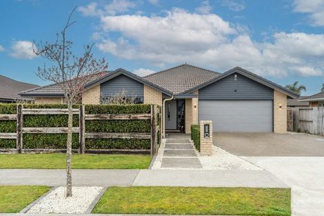 Photo of property in 52 Aquila Crescent, Rototuna North, Hamilton, 3210
