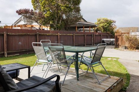 Photo of property in 41a Raglan Avenue, Cloverlea, Palmerston North, 4412