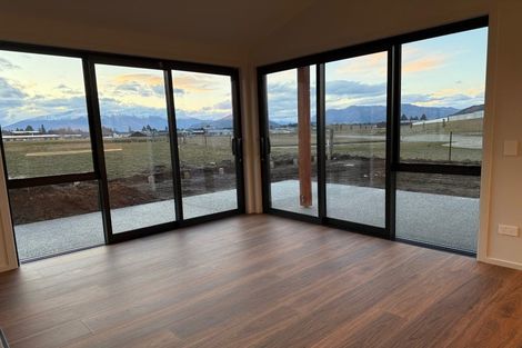 Photo of property in 31 Packer Road, Wanaka, 9382