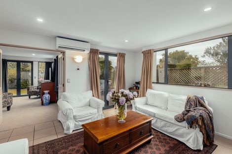 Photo of property in 14 Trafford Street, Harewood, Christchurch, 8051