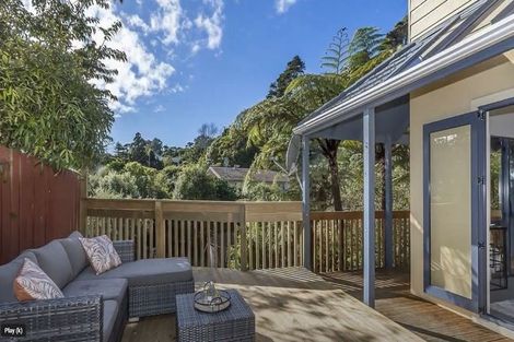 Photo of property in 7u2 Carleton Terrace, Tawa, Wellington, 5028