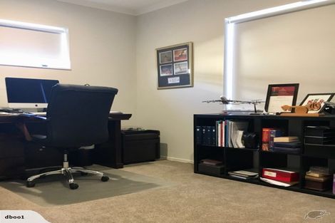 Photo of property in 29 Nganui Avenue, Takanini, 2112