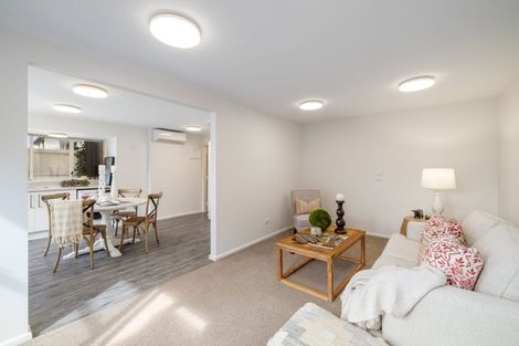 Photo of property in 73 Grahams Road, Burnside, Christchurch, 8041