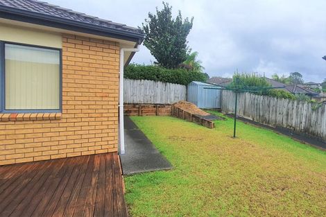 Photo of property in 13 Sapperton Drive, Henderson, Auckland, 0612