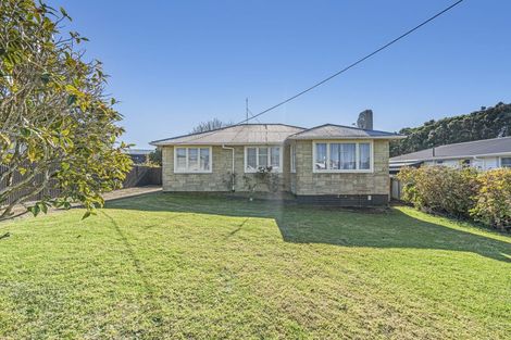 Photo of property in 6 Victoria Street, Waitara, 4320