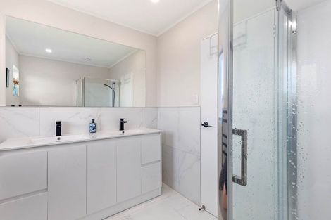 Photo of property in 2/15 Kohiwi Road, Manurewa, Auckland, 2102