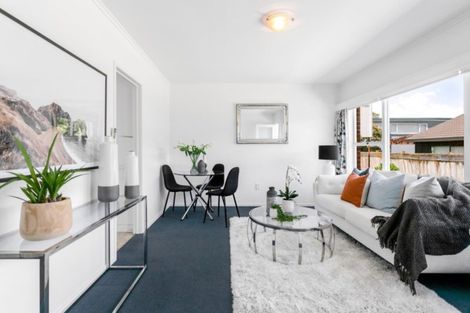 Photo of property in 3/24 Inverness Road, Browns Bay, Auckland, 0630