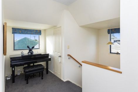 Photo of property in 1a Delph Street, Avonhead, Christchurch, 8042