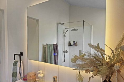 Photo of property in 86a Colwill Road, Massey, Auckland, 0614