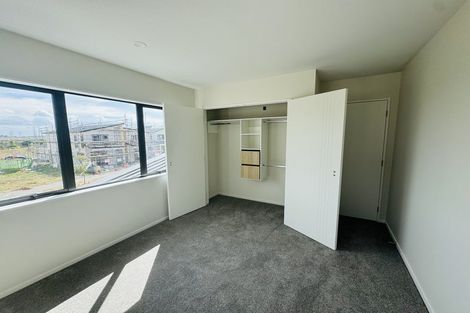 Photo of property in 6 Kapeta Lane, Karaka, 2113