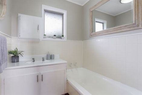 Photo of property in 13 Mcclintock Road, Massey, Auckland, 0614