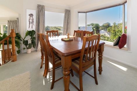 Photo of property in 54 Huia Street, Waikanae, 5036