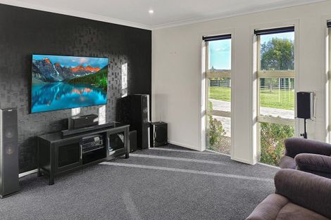 Photo of property in 15 Carex Grove, Foxton Beach, Foxton, 4815