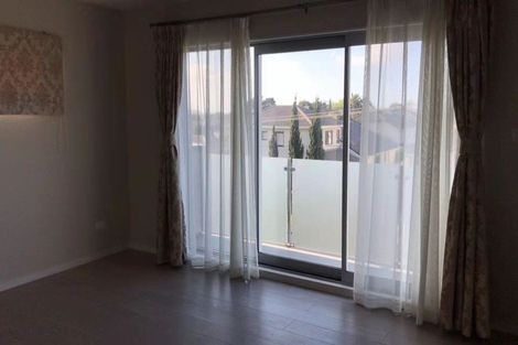 Photo of property in 17a Richard Avenue, Bucklands Beach, Auckland, 2014