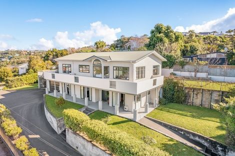 Photo of property in 117 Normandale Road, Normandale, Lower Hutt, 5010