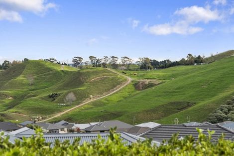 Photo of property in 8 Ballintoy Park Drive, Welcome Bay, Tauranga, 3175