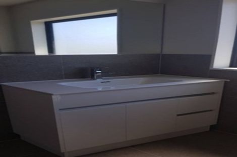 Photo of property in 54b Cambridge Terrace, Papatoetoe, Auckland, 2025