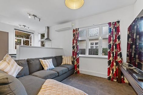Photo of property in 6 Lionel Street, Avonside, Christchurch, 8061