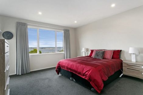 Photo of property in 3b Isobel Street, Acacia Bay, Taupo, 3330