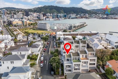 Photo of property in Mcfarlane Mews, 2u7 Mcfarlane Street, Mount Victoria, Wellington, 6011