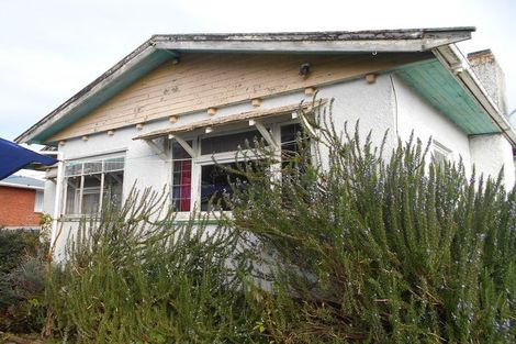 Photo of property in 18 Alberta Road, Glen Avon, New Plymouth, 4312