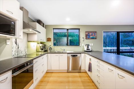 Photo of property in 48 Sailmaker Close, Whitby, Porirua, 5024