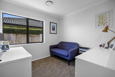 Photo of property in 38 Kereru Place, Pyes Pa, Tauranga, 3112