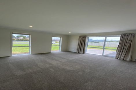 Photo of property in 1 Okari Lane, Te Kamo, Whangarei, 0112