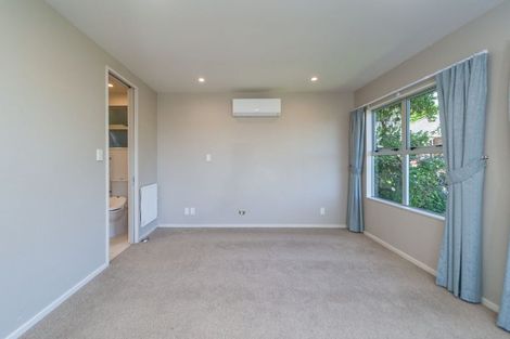 Photo of property in 7a Shortland Street, Khandallah, Wellington, 6035