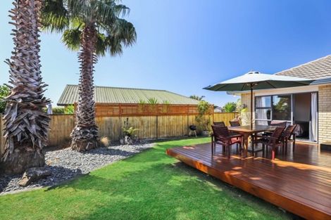 Photo of property in 34 Puriri Road, Pukekohe, 2120