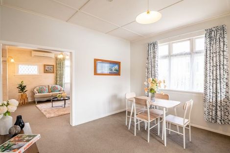 Photo of property in 13 Retter Street, Paparangi, Wellington, 6037