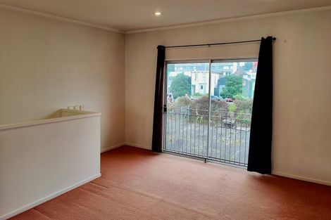 Photo of property in 7/3 Kelvin Grove, Te Aro, Wellington, 6011
