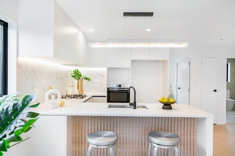 Photo of property in 31 Kurnell Drive, Botany Downs, Auckland, 2010