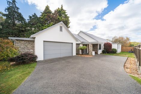 Photo of property in 5 Heritage Place, Terrace End, Palmerston North, 4410