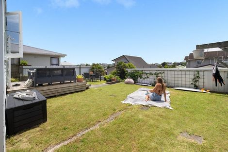 Photo of property in 7 Tay Street, Mount Maunganui, 3116