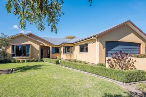 Photo of property in 3 Millennium Hill, Paraparaumu, 5032