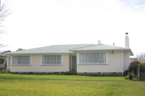 Photo of property in 10 Orlando Street, Stratford, 4332