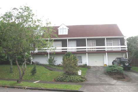 Photo of property in 19 Blundell Place, Chatswood, Auckland, 0626