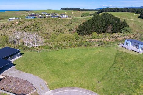 Photo of property in 4 Pukeko Place, Riversdale Beach, Masterton, 5872