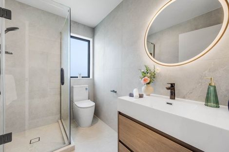 Photo of property in 25a Oteha Valley Road, Northcross, Auckland, 0632