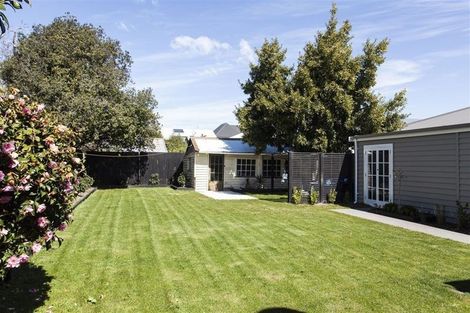 Photo of property in 8 Eversleigh Street, St Albans, Christchurch, 8014