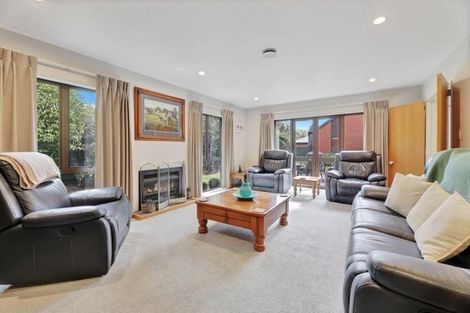 Photo of property in 412 Yaldhurst Road, Russley, Christchurch, 8042