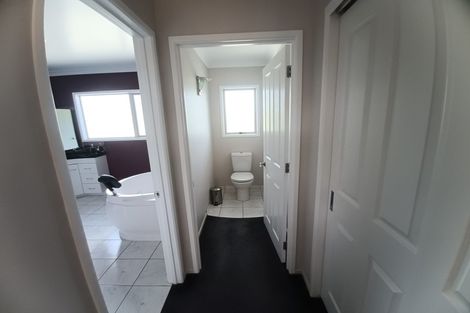 Photo of property in 9 San Clemento Way, Rototuna, Hamilton, 3210