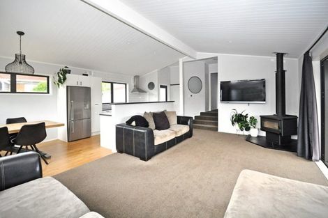 Photo of property in 2a Koromiko Place, Waiuku, 2123