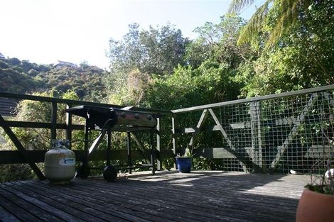 Photo of property in 16 Victory Avenue, Karori, Wellington, 6012