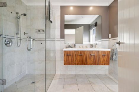 Photo of property in 123 Butcher Road, Pukekohe, 2120